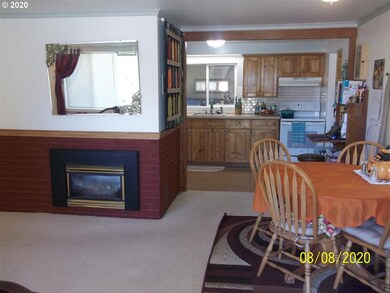 2270 Crescent Ave, Eugene, OR 97408 - photo 6