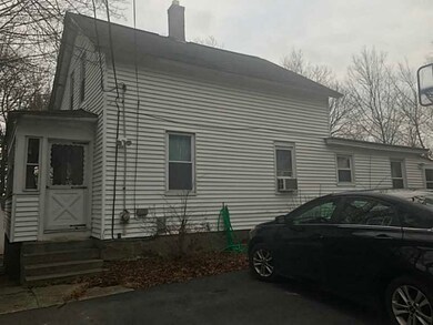 8 Aberdeen St, West Warwick, RI 02893 - photo 2