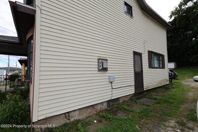 314 Railroad Ave, Scranton, PA 18505 - photo 3