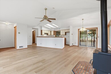 3311 Viewridge Ln, Valley, WA 99181 - photo 4