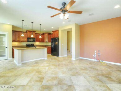 007_Living - Kitchen