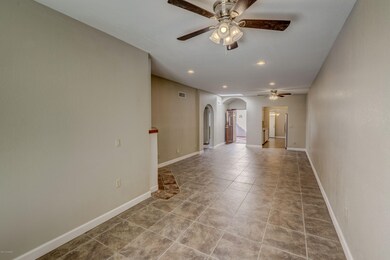 3340 E Popinac Loop__003
