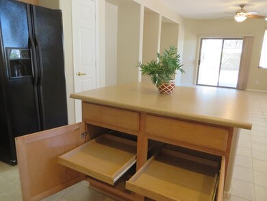 40112 N Graham Ct unit 35, Phoenix, AZ 85086 - photo 7