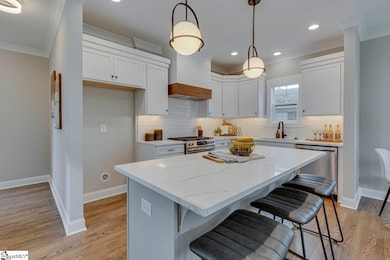 35 Endel St, Greenville, SC 29611 - photo 6