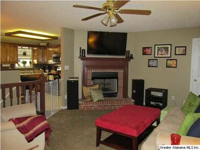 Grt room w/fireplace.