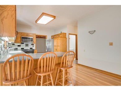 8524 Hallet St, Lenexa, KS 66215 - photo 5