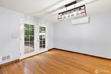 3831 Letitia Ave S, Seattle, WA 98118 - photo 6