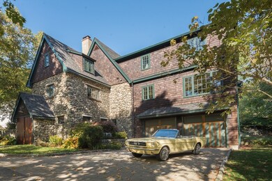 11 Hillcrest St, Arlington, MA 02476 - photo 3