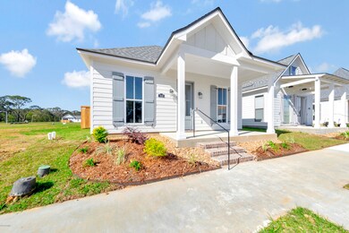 610BourdetteDr-1-3
