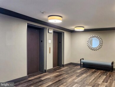 Lakeside Plaza Condominium unit 924, Baileys Crossroads, VA 22041 - photo 7