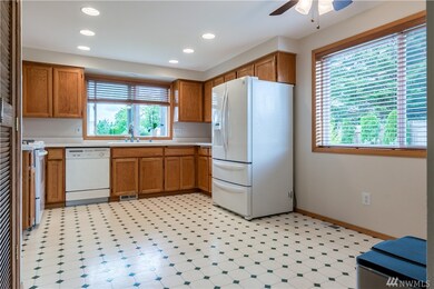 15715 92nd Ct SE, Yelm, WA 98597 - photo 5