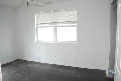 1010 Adams St, West Palm Beach, FL 33407 - photo 7