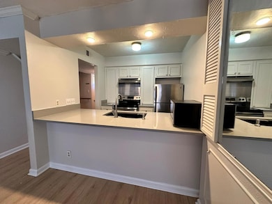 6501 E Hill Dr unit 106, Austin, TX 78731 - photo 5