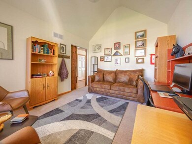 10123 Azalea Dr, Crown Point, IN 46307 - photo 4