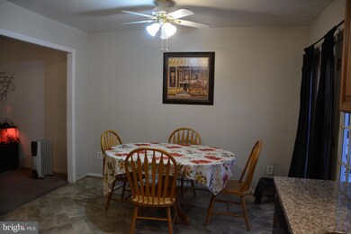 10903 Farrier Rd, Frederick, MD 21701 - photo 4