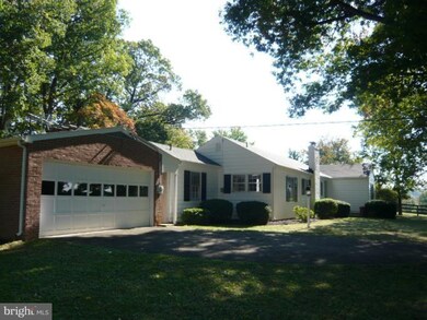 14201 Lewisdale Rd, Clarksburg, MD 20871 - photo 6