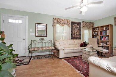 321 North St Saco ME 04072 USA-print-006