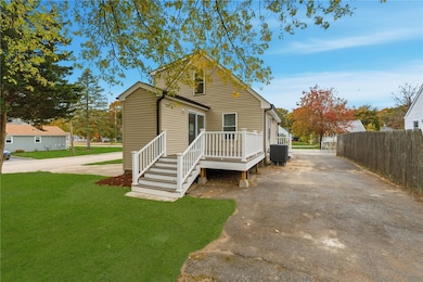 170 Holmes Rd, Warwick, RI 02888 - photo 7