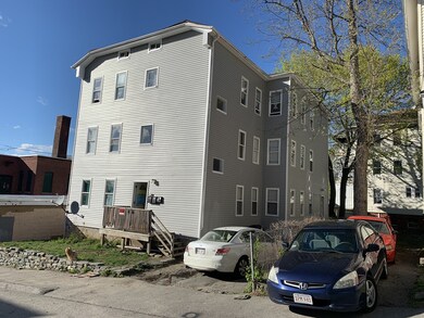 46 Kingsbury St, Worcester, MA 01610 - photo 2