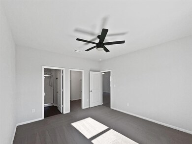 329 Wonderful Life Way, Jarrell, TX 76537 - photo 4