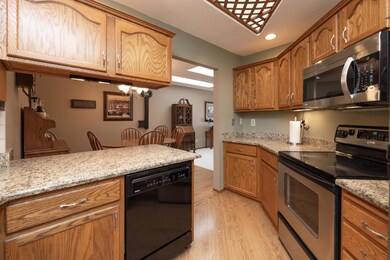 1728 Cobblestone Ct, Red Wing, MN 55066 - photo 5