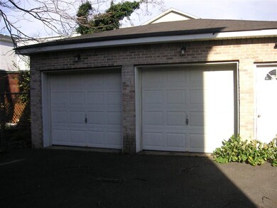 88 Wegman Pkwy, Jersey City, NJ 07305 - photo 2