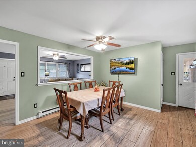 920 Albert Dr, Orwigsburg, PA 17961 - photo 6