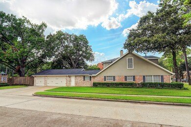 12403 Rip Van Winkle Dr, Houston, TX 77024 - photo 4