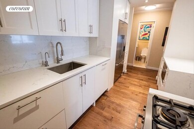 Excelsior Apartments unit 16F, New York, NY 10022 - photo 5