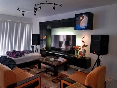 2330 Center Stone Ln, Riviera Beach, FL 33404 - photo 7