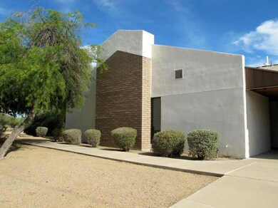 Administration Bldg (1)
