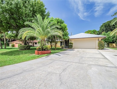 1446 5th St, Vero Beach, FL 32962 - photo 4