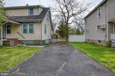 110 Wyckoff Mills Rd, Hightstown, NJ 08520 - photo 3