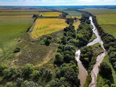 752 33 Rd, Franklin, NE 68939 - photo 4