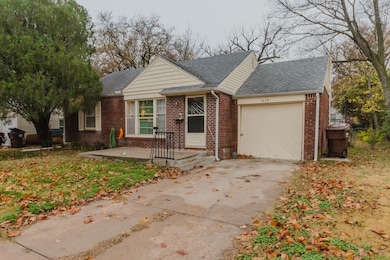 1439 N Belmont St, Wichita, KS 67208 - photo 3