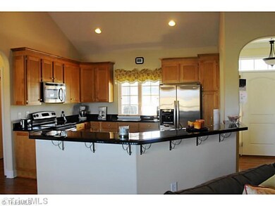 126 Mallory Ln, Statesville, NC 28625 - photo 4