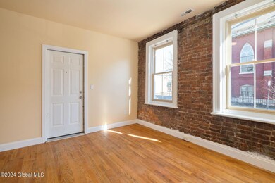 73 Clinton St, Albany, NY 12202 - photo 6