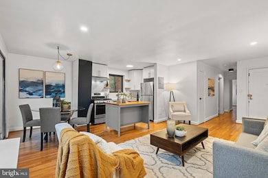 1563 N Colonial Terrace unit 401Z, Arlington, VA 22209 - photo 4