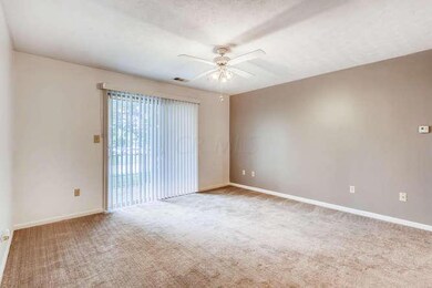5315 Portland 201 St Columbus-small-006-