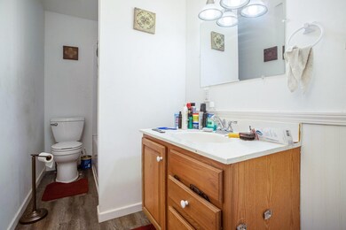 742 Broadway St, Niles, MI 49120 - photo 5