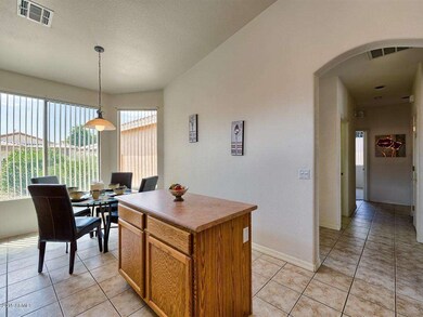 4482 E Sycamore Dr, Gilbert, AZ 85298 - photo 4