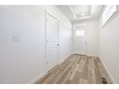 714 Tigerlily St, Silverton, OR 97381 - photo 5