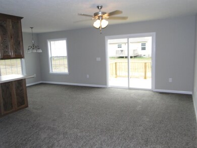 1837 Lakin Ln, Columbia, TN 38401 - photo 4