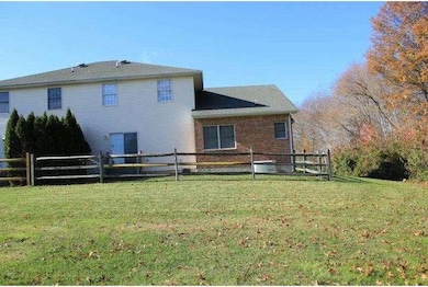 126 Marble House Dr, Bear, DE 19701 - photo 2