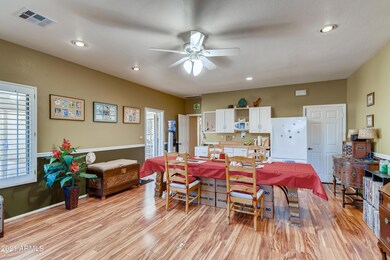 19 Dining Room