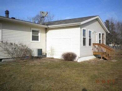 1911 W 36th St, Davenport, IA 52806 - photo 6