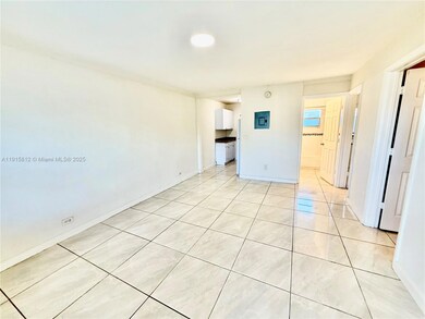 2571 NW 13th Ct unit 2, Fort Lauderdale, FL 33311 - photo 4