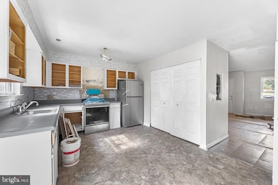 423 Calvert St, Chestertown, MD 21620 - photo 6