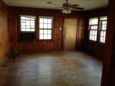 Photo. Dining Room 2