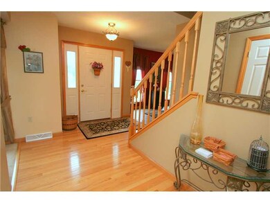 Entry/Foyer.